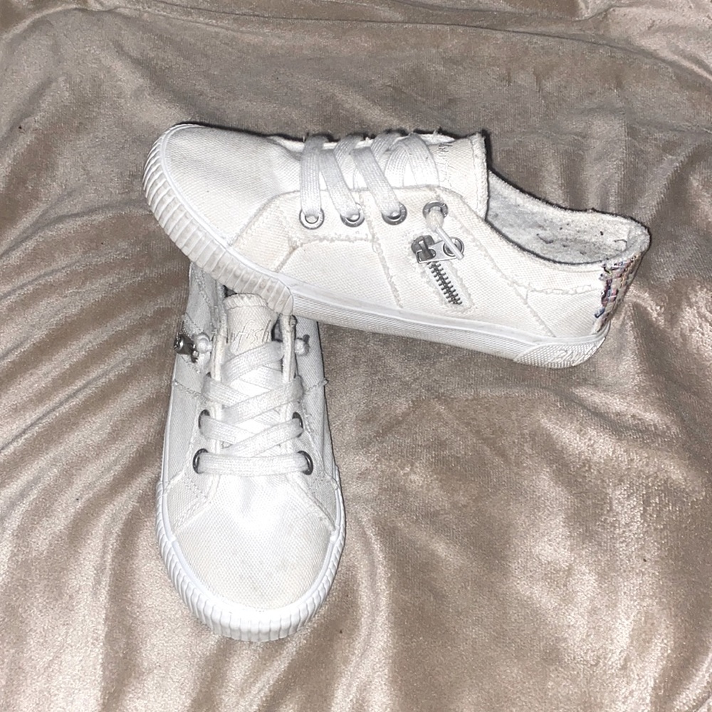 Womens shoes